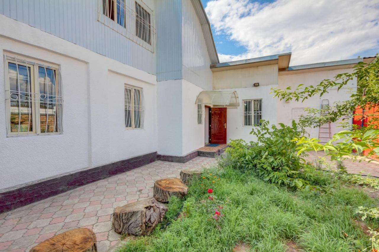 Ayar Hostel Bishkek Exterior photo